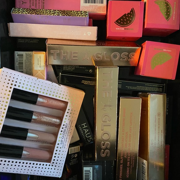 HIGH END MAKEUP BUNDLES ! - Picture 10 of 16